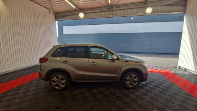 Suzuki Vitara image 7