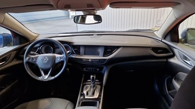 Opel Insignia Sports Tourer image 6