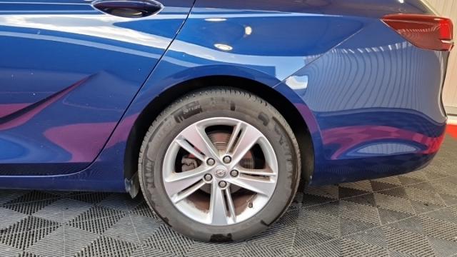 Opel Insignia Sports Tourer image 7