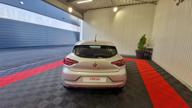 Renault Clio image 9