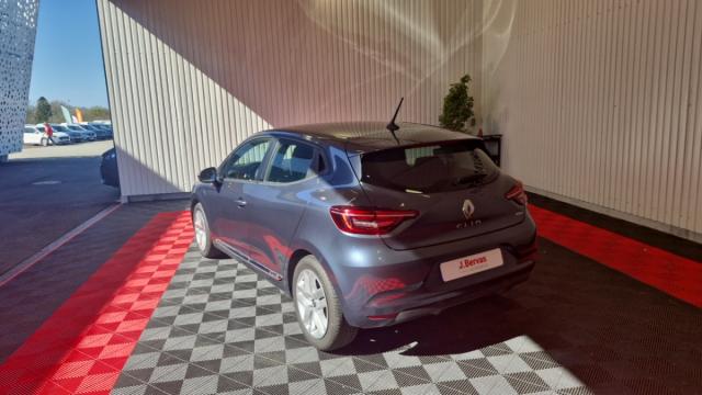 Renault Clio image 8