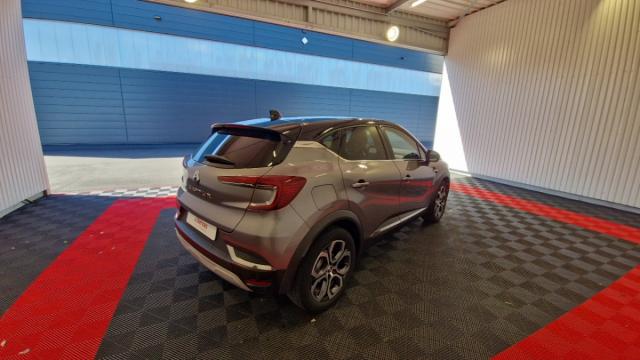 Renault Captur image 2