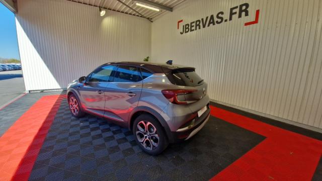 Renault Captur image 1