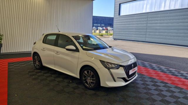 Peugeot 208 image 6
