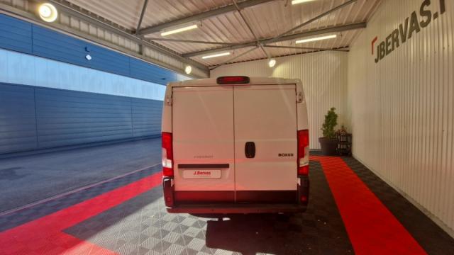 Peugeot Boxer image 2