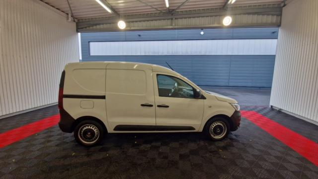 Renault Express Van image 8