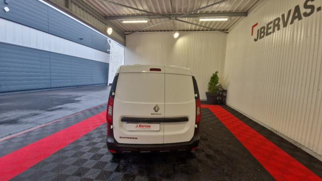 Renault Express Van image 6