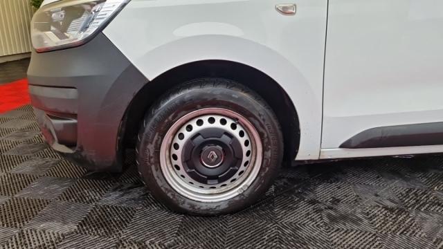 Renault Express Van image 5