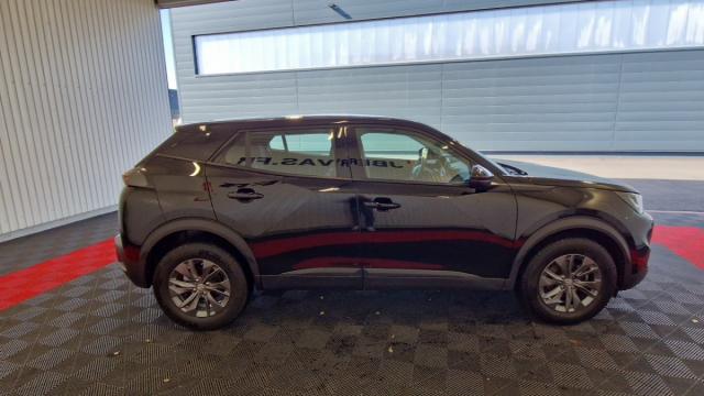 Peugeot 2008 image 2