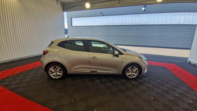 Renault Clio image 8