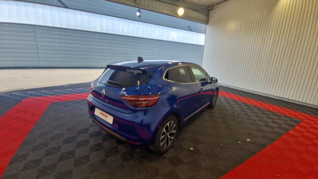 Renault Clio image 8