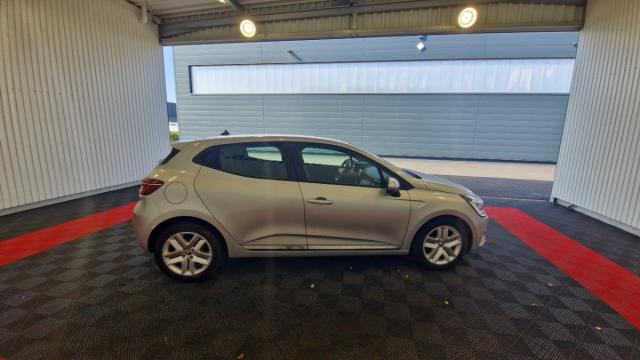 Renault Clio image 6