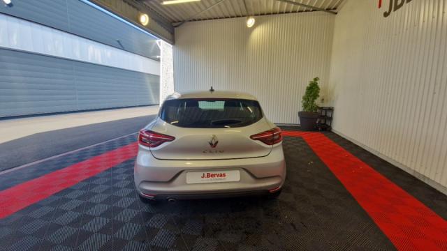 Renault Clio image 8
