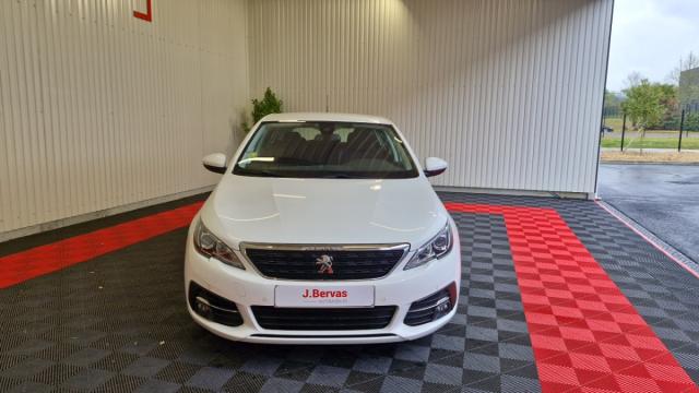Peugeot 308 image 9