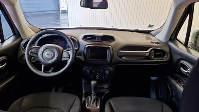 Jeep Renegade image 9