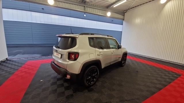 Jeep Renegade image 8