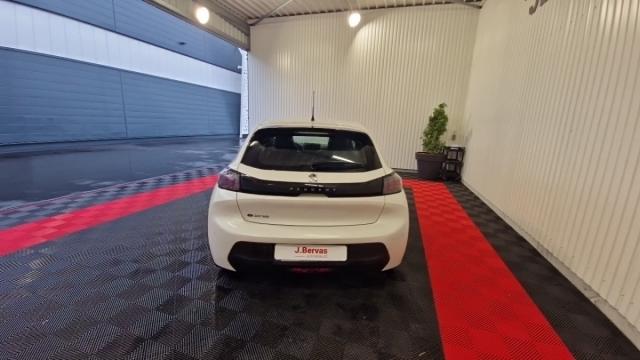 Peugeot 208 image 6