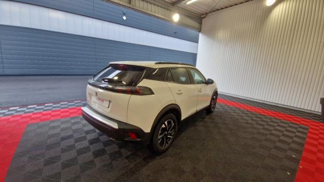 Peugeot 2008 image 9