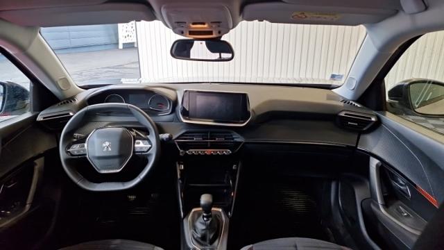 Peugeot 2008 image 4