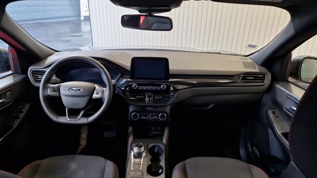 Ford Kuga image 7