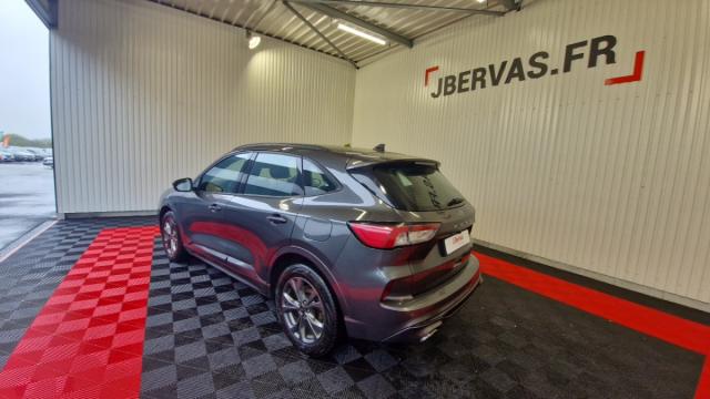 Ford Kuga image 6