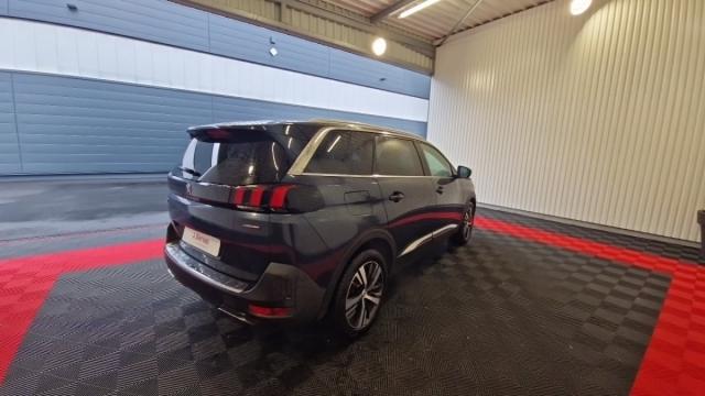 Peugeot 5008 image 4