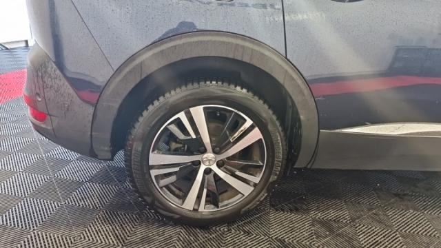 Peugeot 5008 image 3