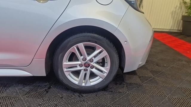Toyota Corolla image 6