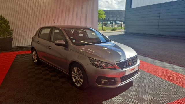 Peugeot 308 image 9