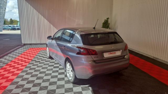 Peugeot 308 image 1