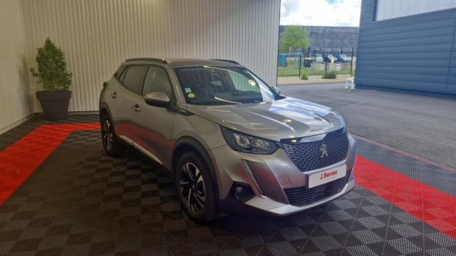 Peugeot 2008 image 8
