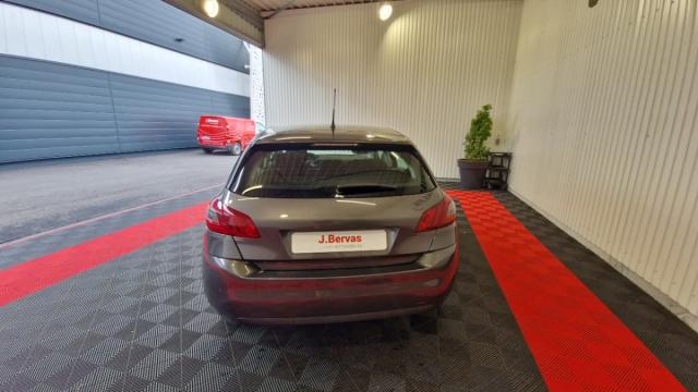 Peugeot 308 image 5