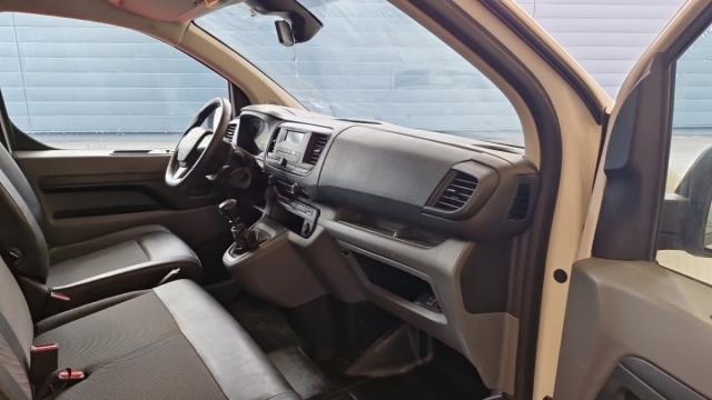 Citroen Jumpy image 3