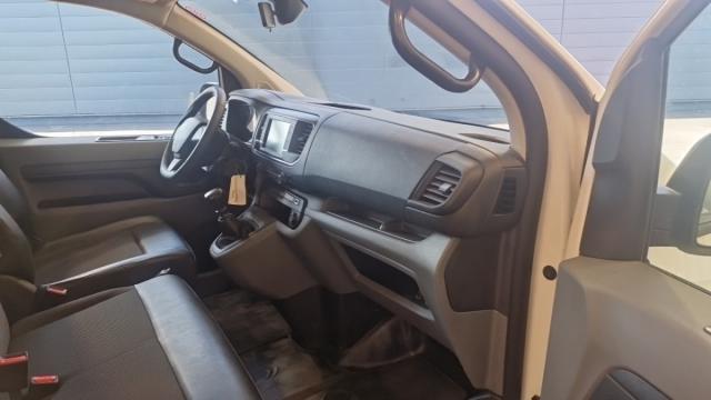 Citroen Jumpy image 2