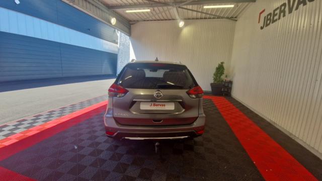 Nissan X-Trail image 1