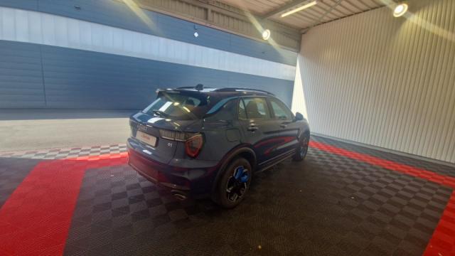Lynk & Co 01 image 3