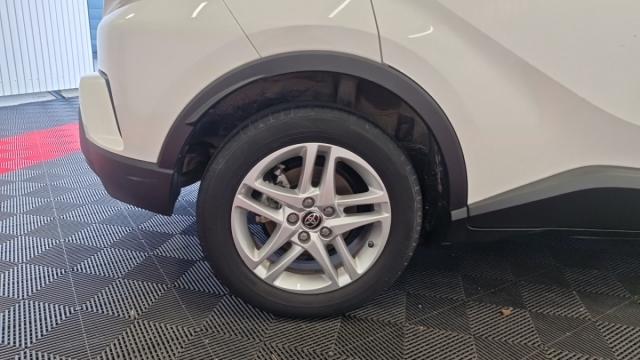 Toyota C-Hr image 4