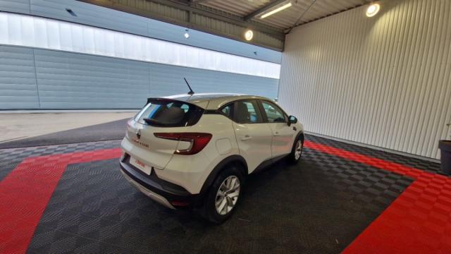 Renault Captur image 2