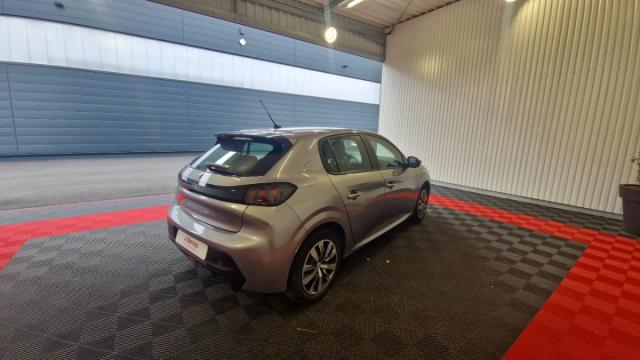 Peugeot 208 image 9