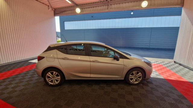 Opel Astra image 8