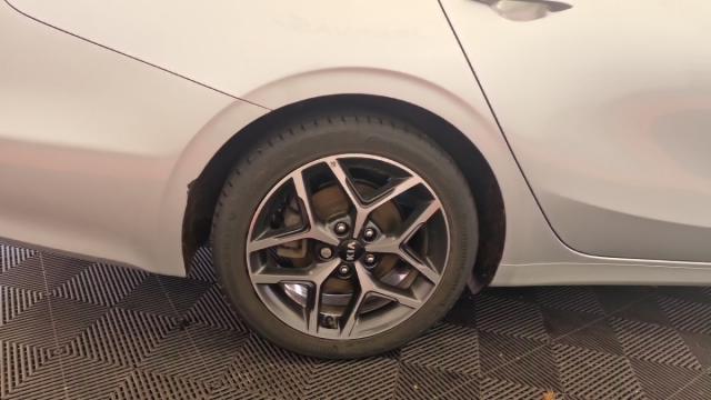 Kia Cee'D_sw image 7