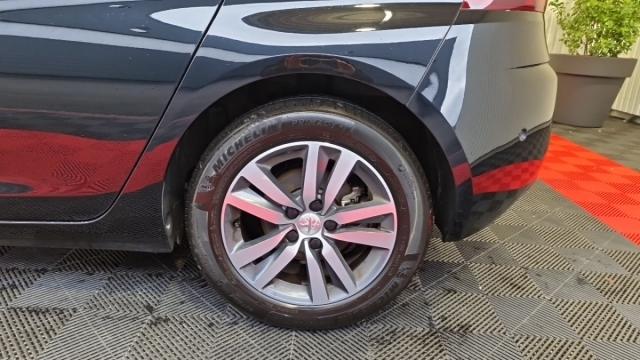 Peugeot 308 image 3