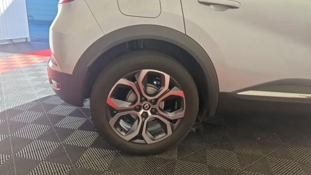 Renault Captur image 9