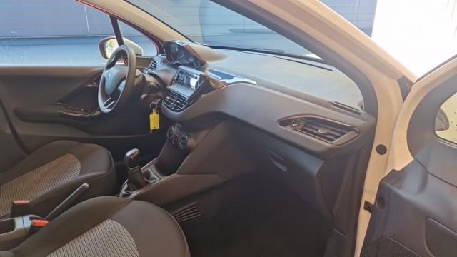 Peugeot 208 Affaire image 2