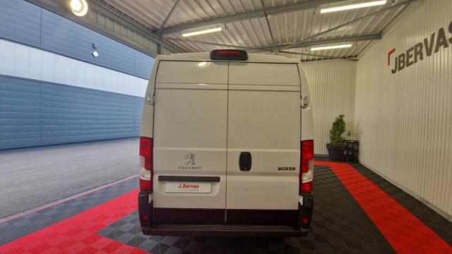 Peugeot Boxer image 2