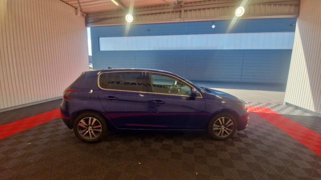 Peugeot 308 image 9
