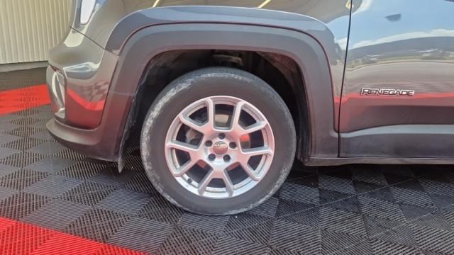 Jeep Renegade image 6