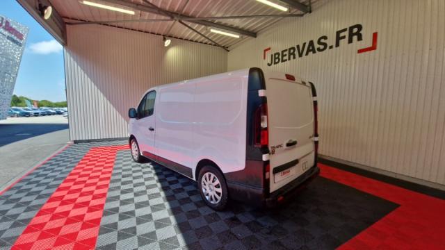 Renault Trafic image 1
