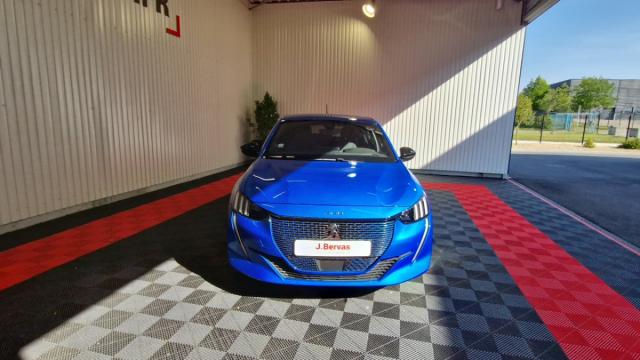 Peugeot 208 image 5