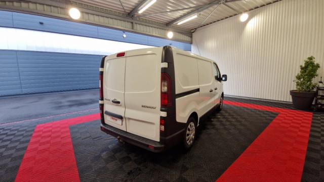 Renault Trafic image 8